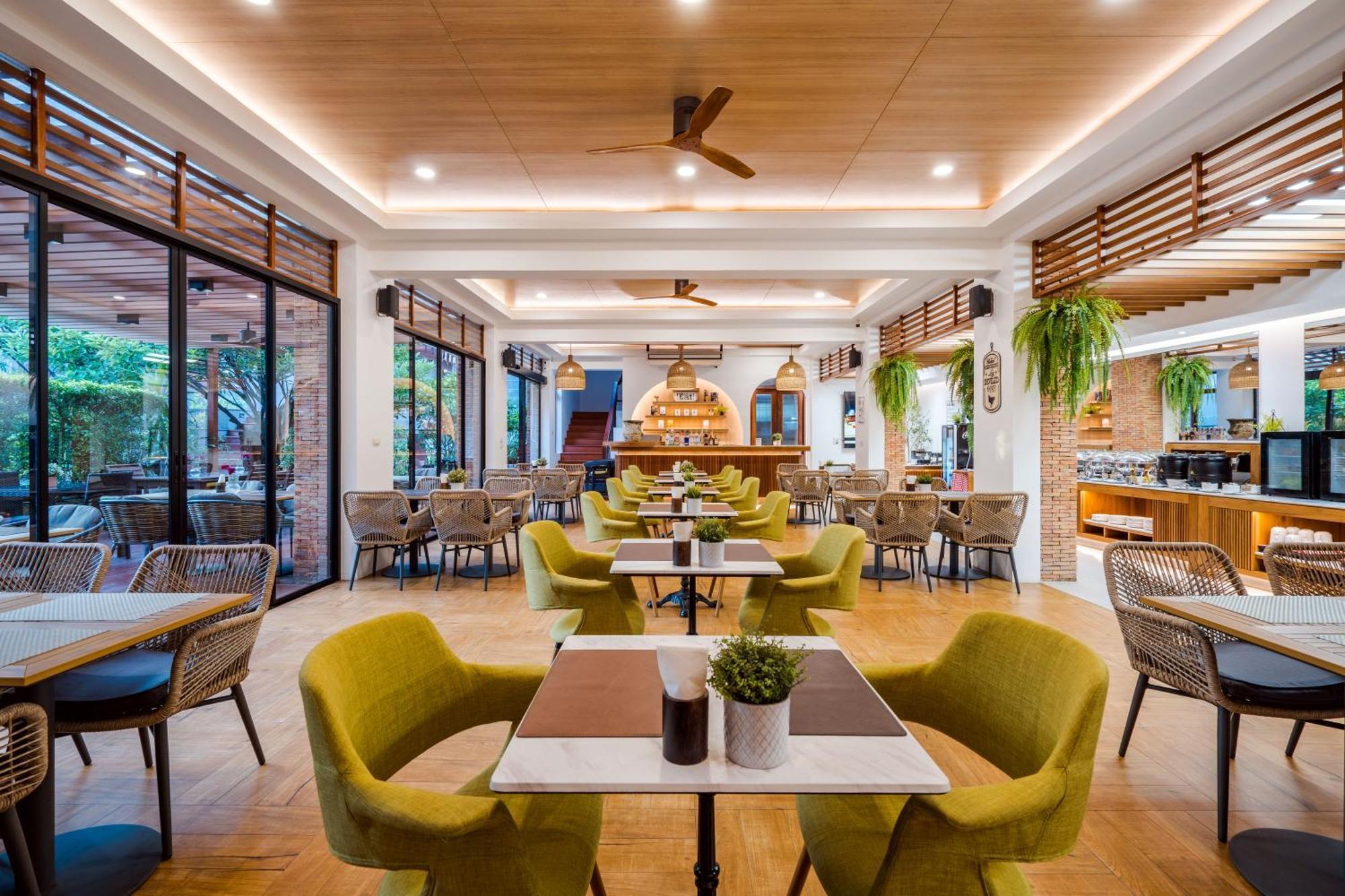 Ayrest Hua Hin Hotel Eksteriør bilde