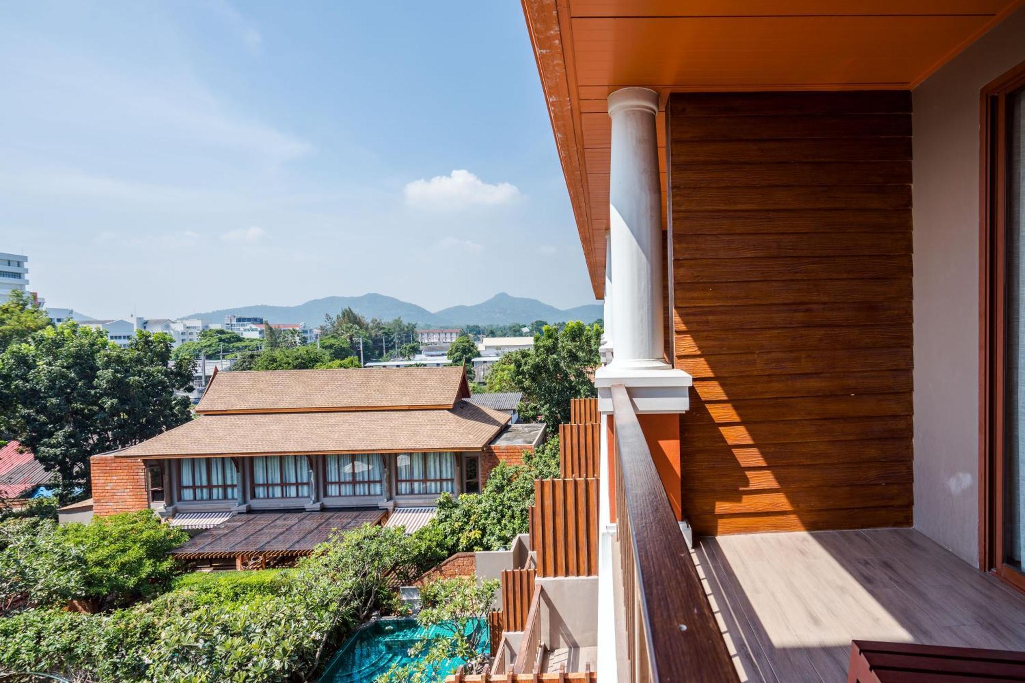 Ayrest Hua Hin Hotel Eksteriør bilde