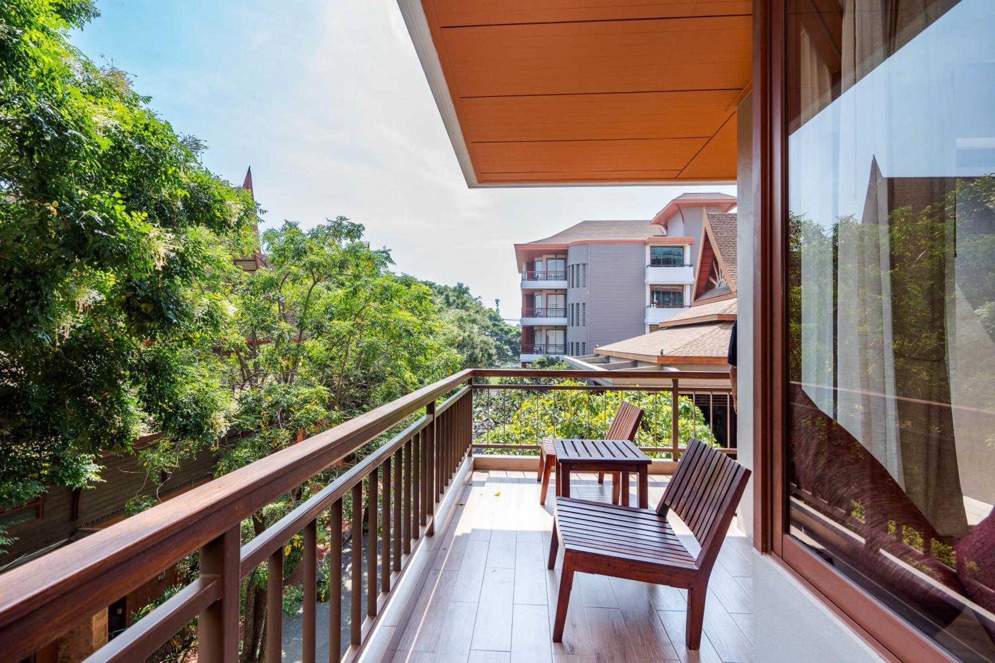 Ayrest Hua Hin Hotel Eksteriør bilde